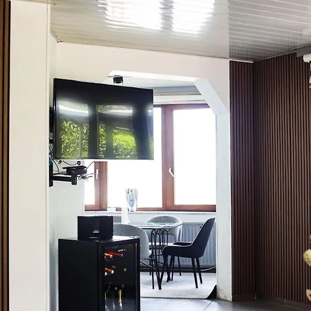 Spacious With Garden - Ideal For Groups Gerpinnes