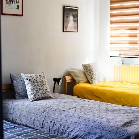 Spacious With Garden - Ideal For Groups فيلة Gerpinnes